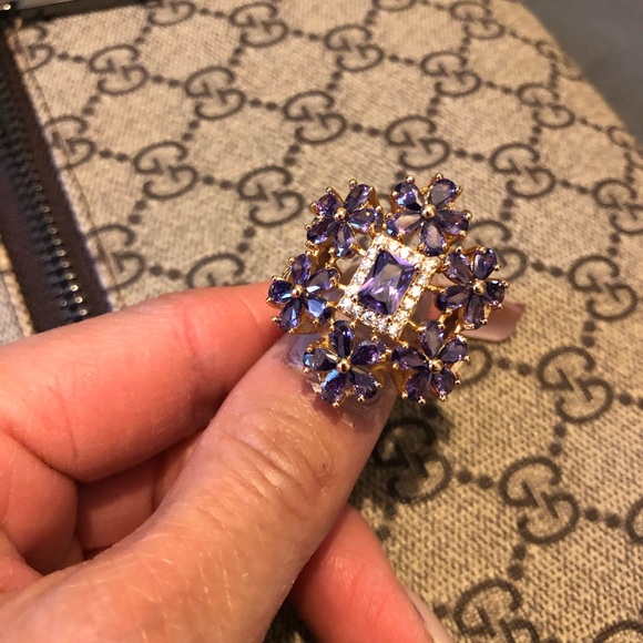 Amethyst cz stone beautiful setting size 6.5 - Picture 3 of 3